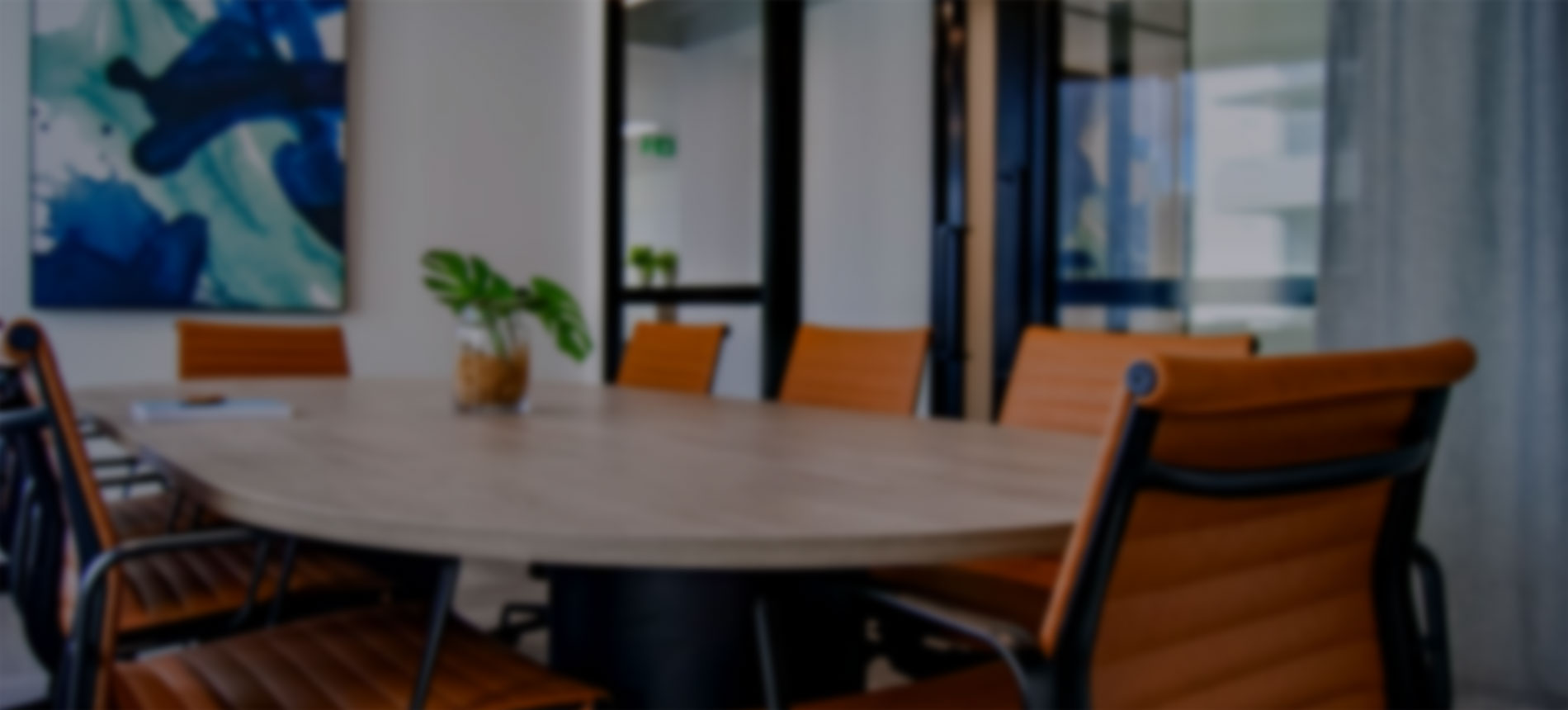 关键词：智慧办公, 数字化连接, 科技感地球模型, 深圳市谐和信息科技;描述：深圳市谐和信息科技智慧办公场景下的科技感地球模型，，体现数字化连接与全球化办公理念